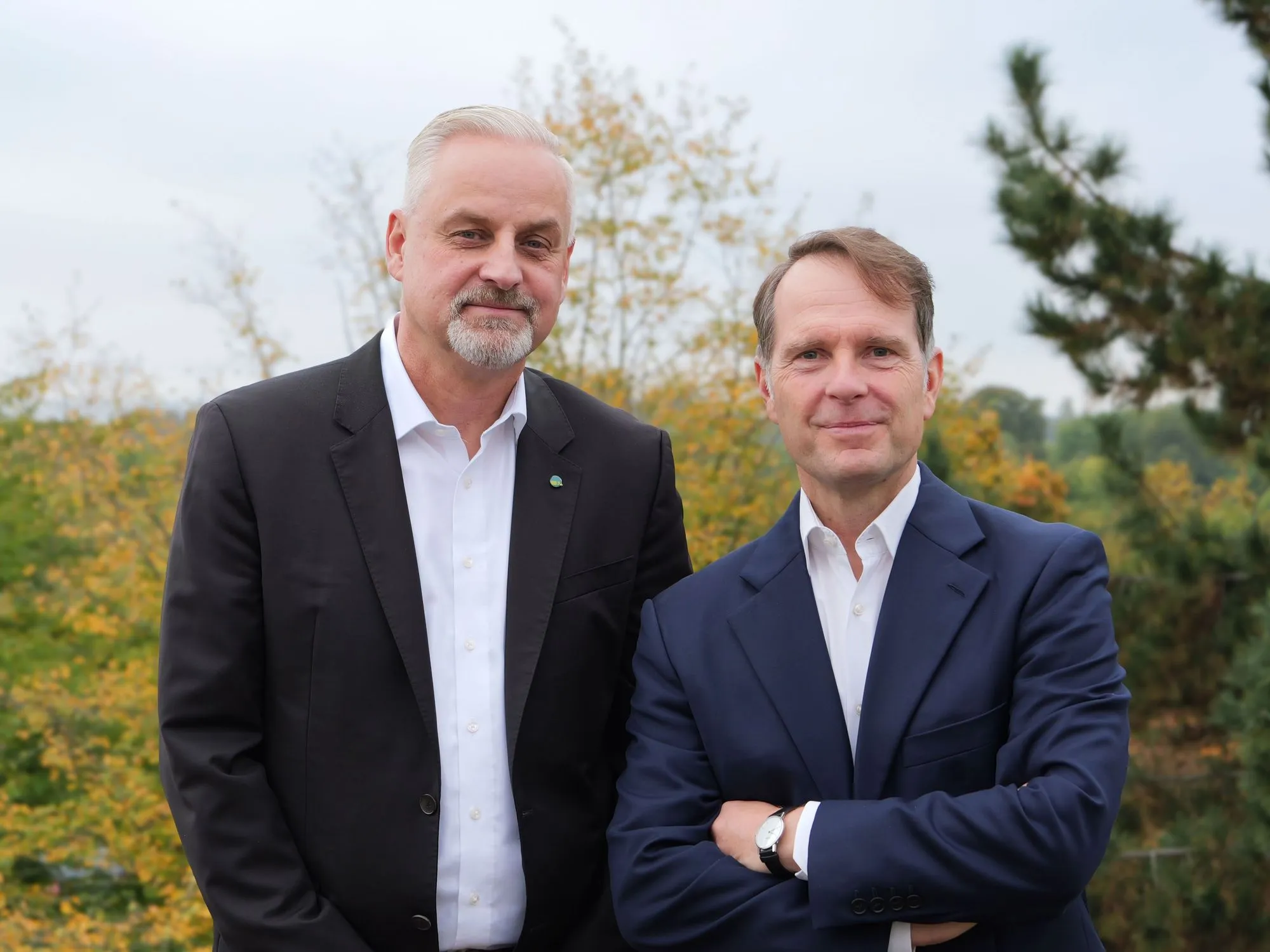 Geschäftsführung medatixx. Links auf dem Bild Jens Naumann, rechts auf dem Bild Dr. Jan Oliver Wenzel